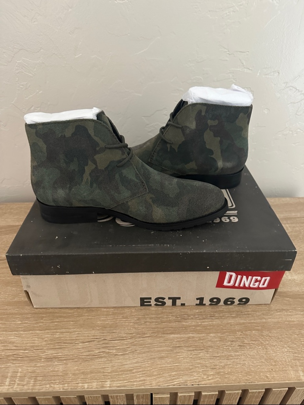 Dingo Men's Size 7 Women’s 8.5 Camo Chukka Boots